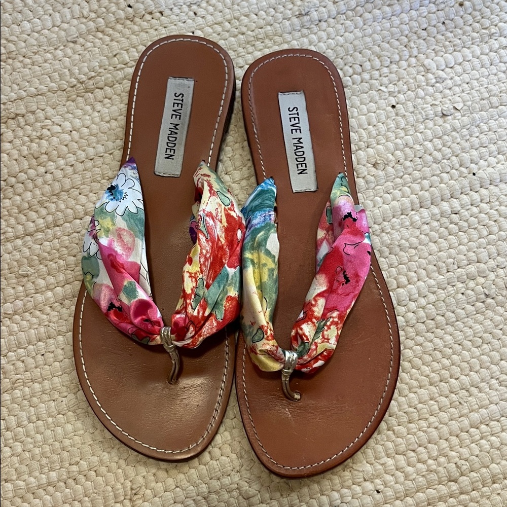 Steve Madden Multicolor Floral Sandals